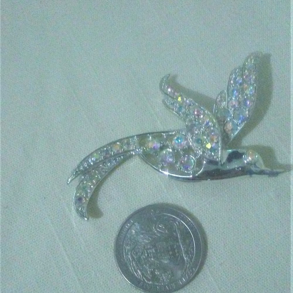 Mid-Century Modern Swarovski Crystals Silver Tone Bird in flight, Brooch.